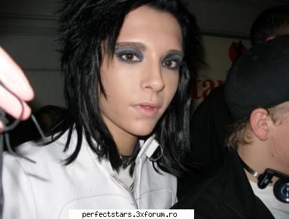 Bill fotomodelul:D - ii sooooper dulce Bill in pozele alea - Cafenea!