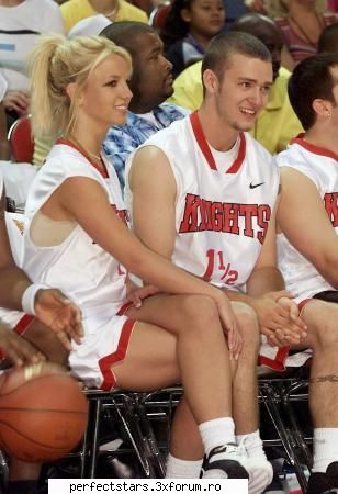 Justin + Britney - uff,shi ce fericiti arata - Cafenea!