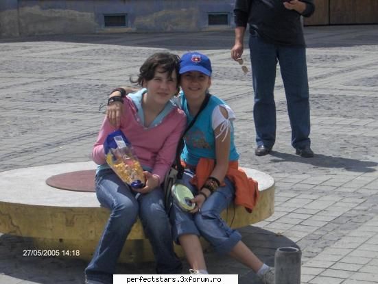Photos with us - another one..aici eram cu una dintre my best - About us!