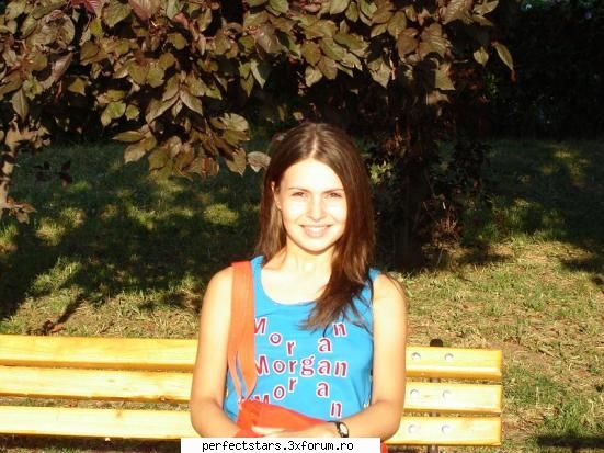 Photos with us - Wuu sunteti toate super sweeeet!!Pun si eu o poza - About us!
